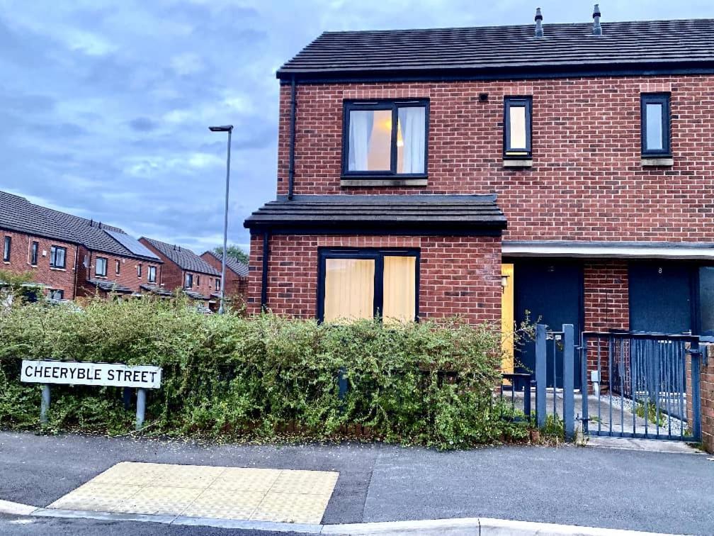 Uniquejoe Properties - 3 Bedroom Manchester Exterior foto