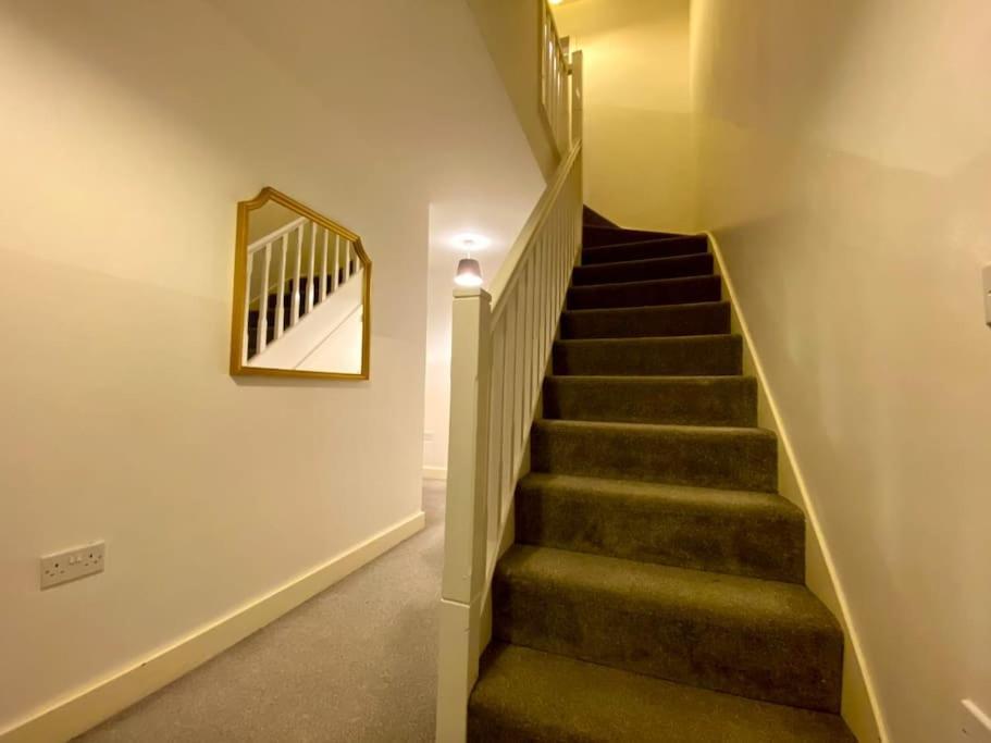 Uniquejoe Properties - 3 Bedroom Manchester Exterior foto